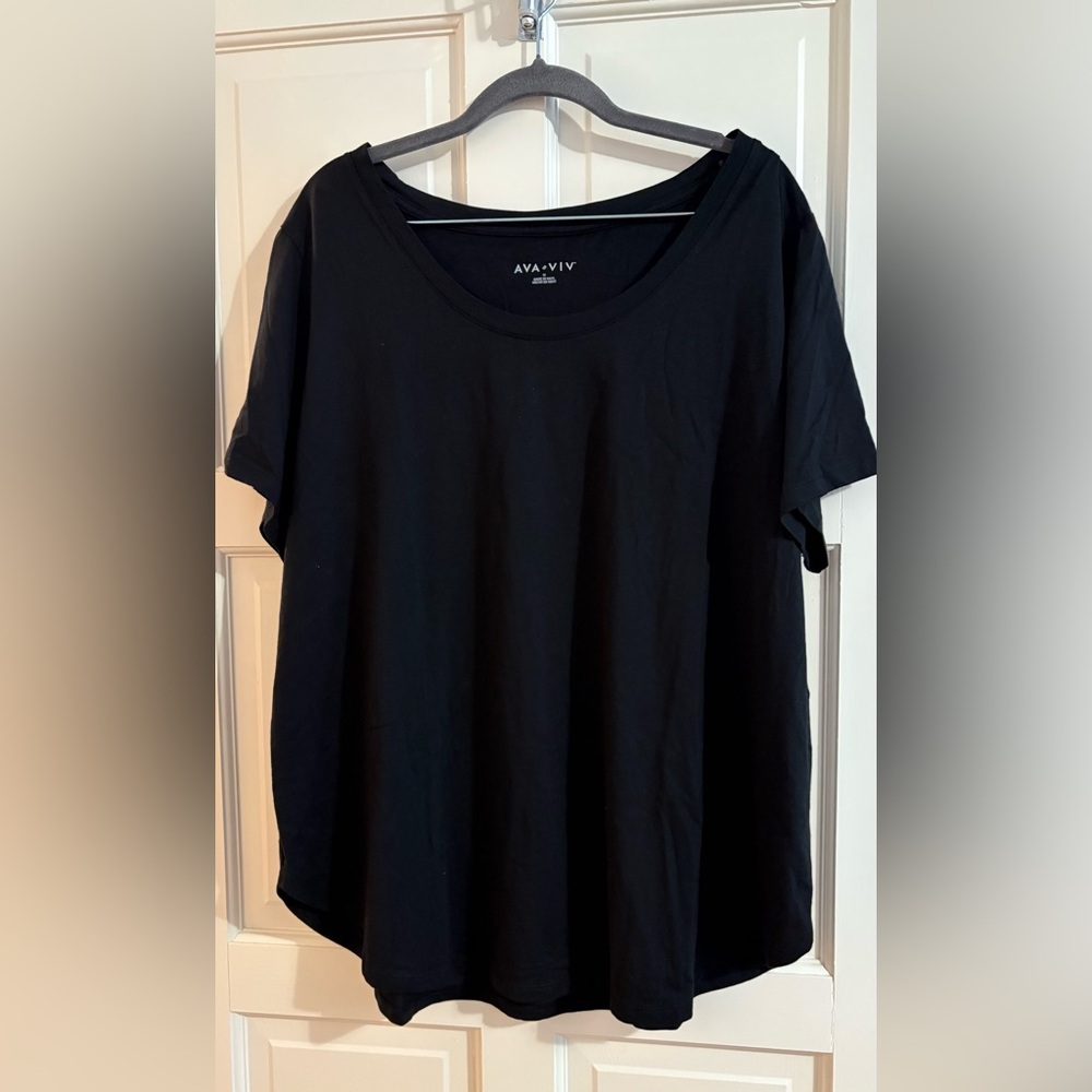 Ava & Viv Women's Plus Classic Black Tee Sz 1X
